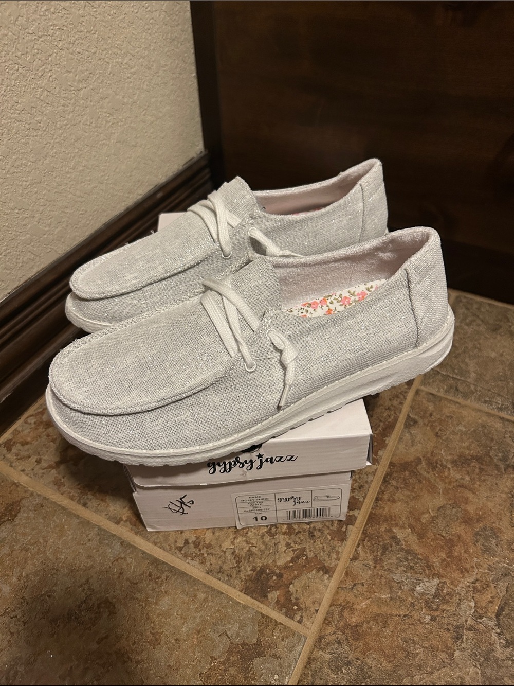 Gypsy Jazz Light Silver Slip-On Loafers with Tie Detail